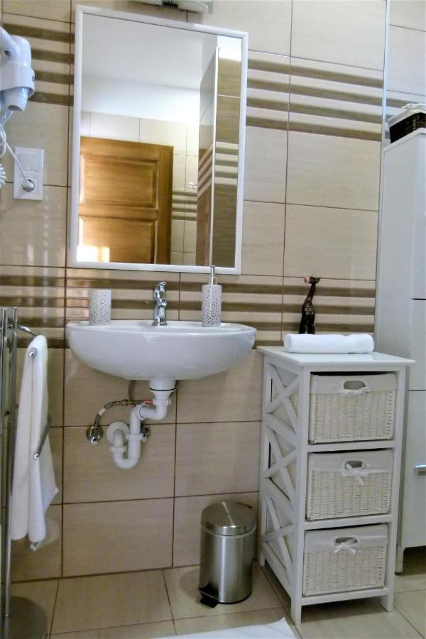 Wolf House Apartman Zalaegerszeg Exterior foto